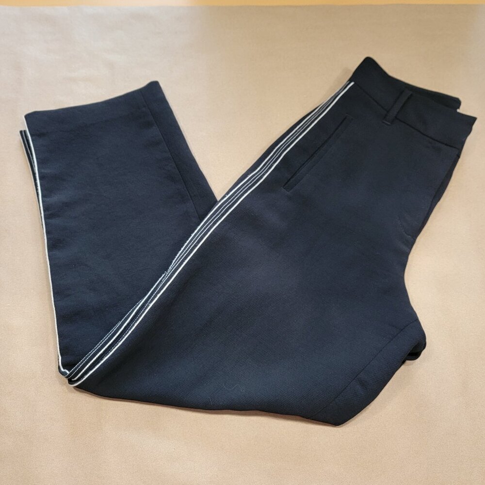 Aritzia Wilfred Size 2 Black High Waist Crepe Cropped Jallade Pant